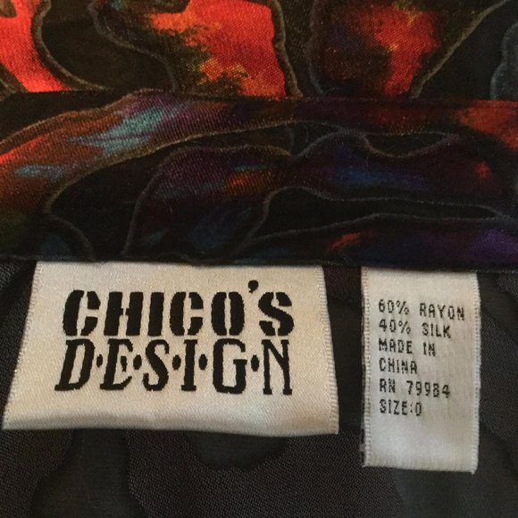 Chico Print Retro-Look Button-Up Top - Picture 2 of 3